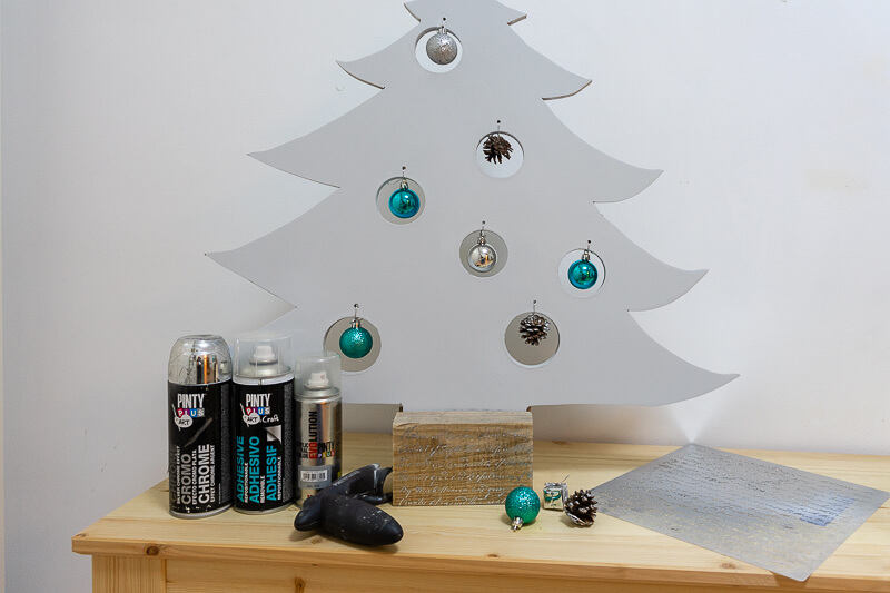 MDF Christmas Tree with spray paint - Pintyplus