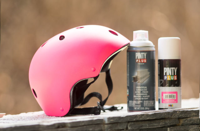 how to spray paint a bike helmet